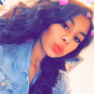 Meet your Posher, Denise